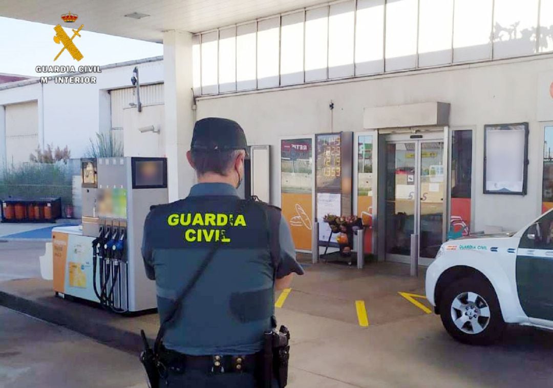 La Guadia Civil desplegó un operativo de búsqueda para localizar a todos los menores implicados.