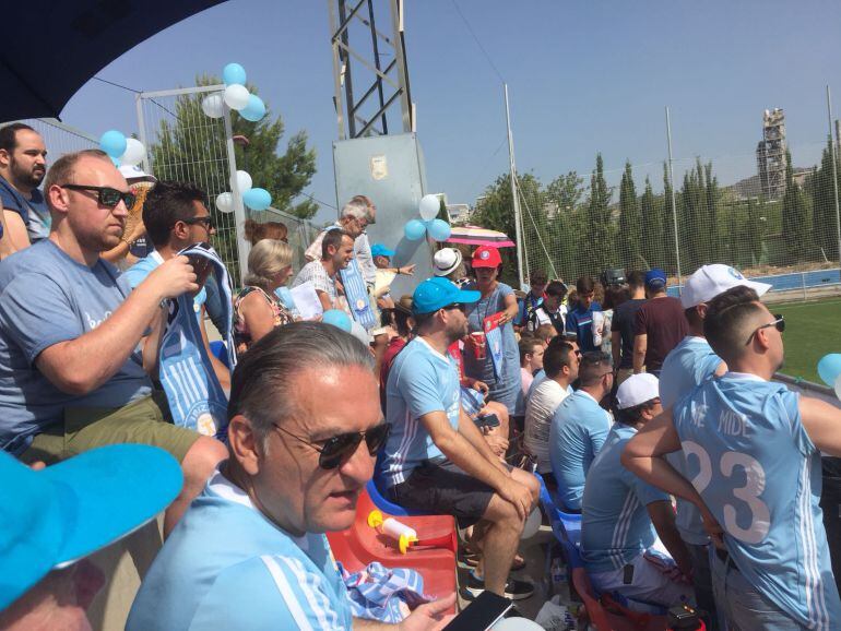 Aficionados de la UD Ibiza en el campo del Atlético Levante el pasado domingo