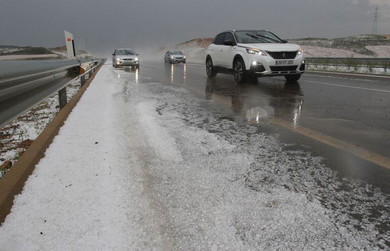 Tormenta de granizo en la zona de Herrera de Pisuerga en la A67 el pasado mes de julio