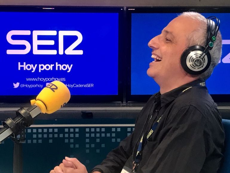 Pablo Berger en los estudios de la Cadena SER.