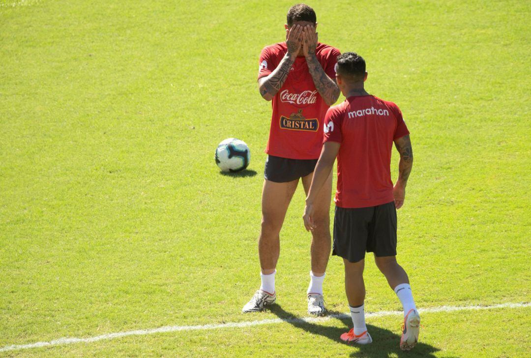 Imatge d'un futbolista durant un entrenament