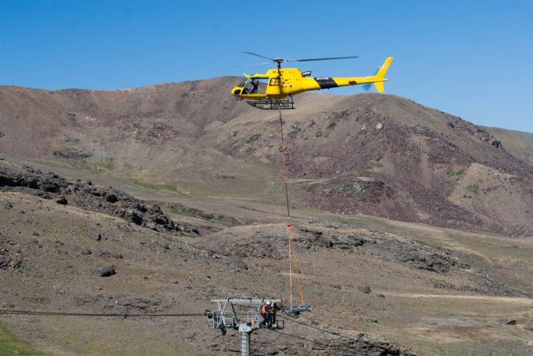 Momento de la intervención del helicóptero.