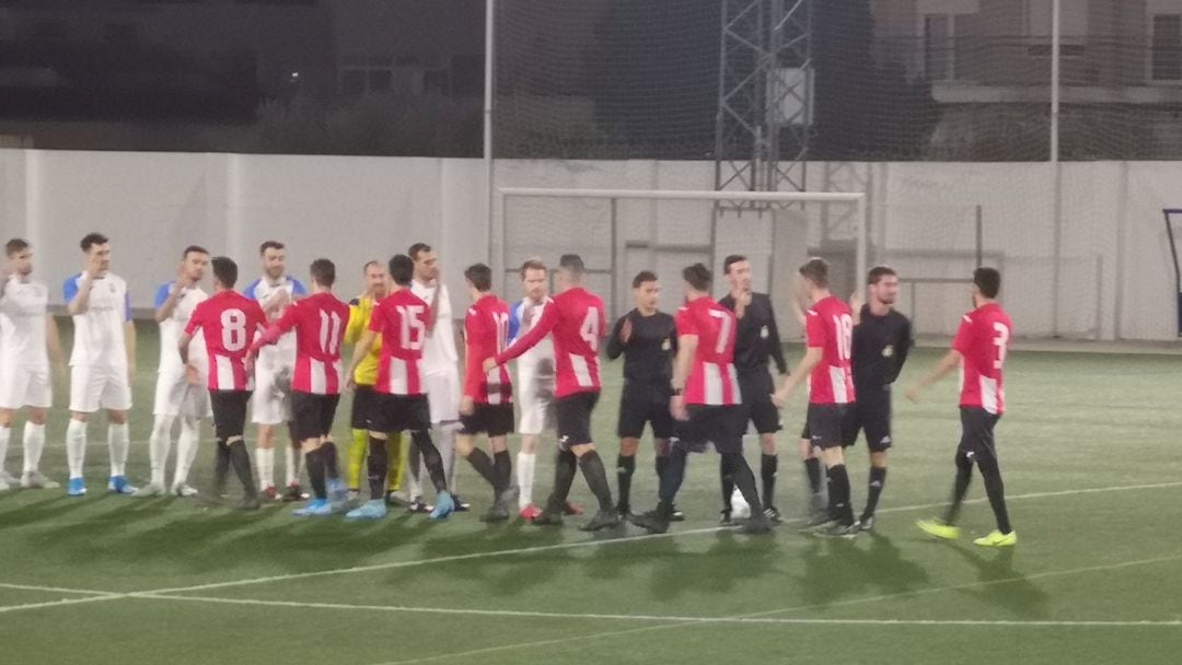 Inicio del partido frente al CD Llosa