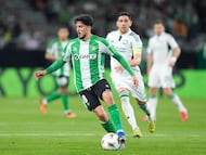 SEVILLA, SPAIN - MARCH 19: Pablo Fornals of Real Betis Balompie in action during the UEFA Europa League 2025/26 Round of 16 Second Leg match between Real Betis Balompie and Panathinaikos FC at La Cartuja stadium on March 19, 2026, in Sevilla, Spain. (Photo By Joaquin Corchero/Europa Press via Getty Images)
