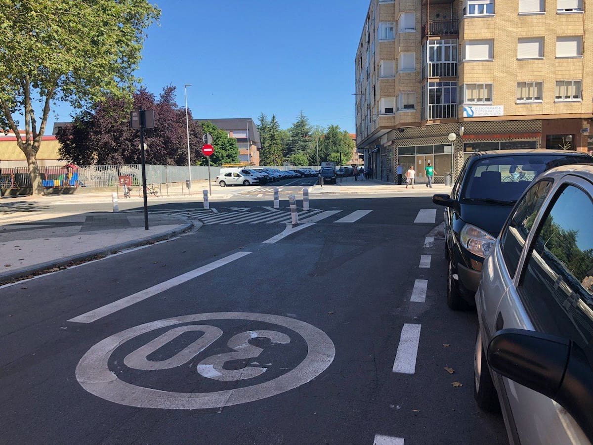 El Ayuntamiento de Vitoria planea limitar el tráfico a 30 km/h "para toda la ciudad"
