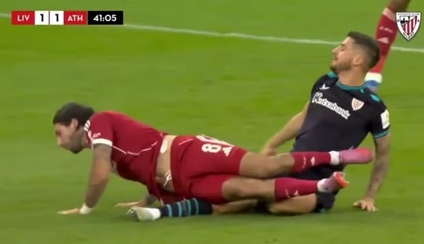 Momento del partido en el que se produce la lesión de Sancet