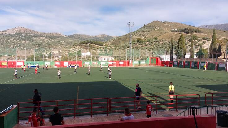 El Jódar C.F. salva la categoría "por los pelos", ninguno de sus rivales, Úbeda e Ibros, lo superan en la jornada final