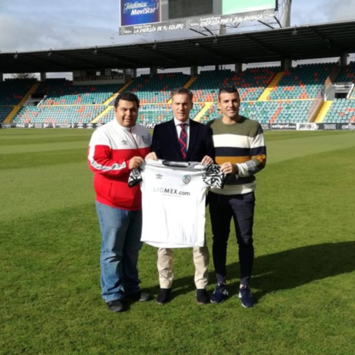 Últimas horas del mercado: las mentiras y medias verdades de la dirección deportiva del Salamanca CF