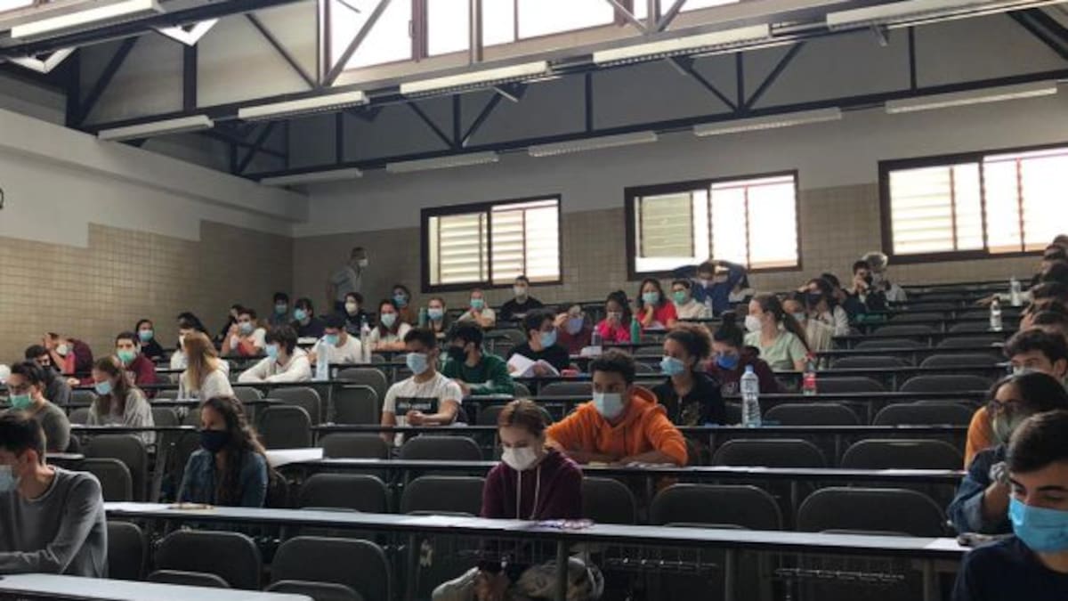 Suspensión cautelar de seis meses para el profesor de Tenerife condenado por abusar sexualmente de siete alumnas