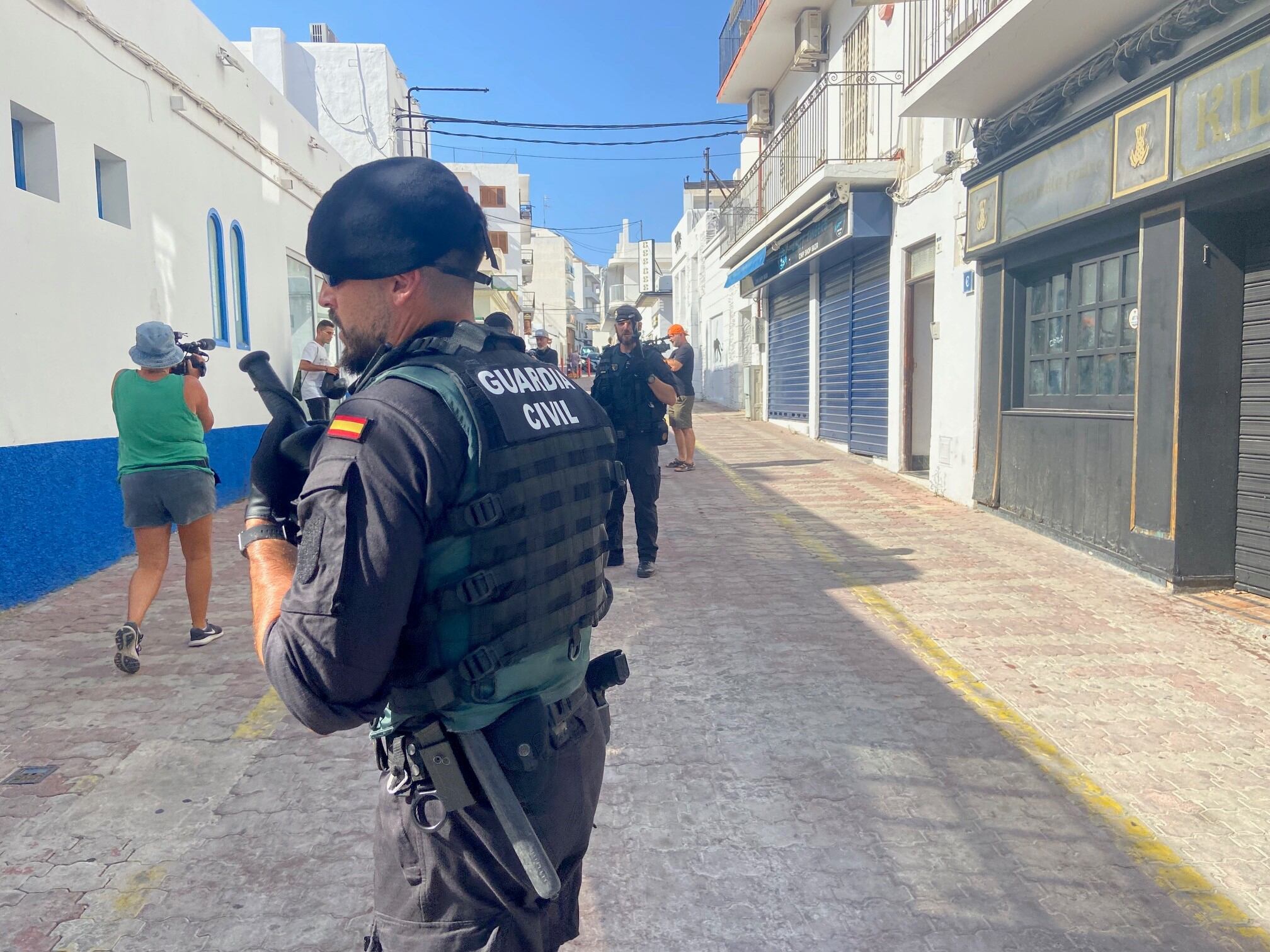 Imagen de los agentes en Sant Antoni