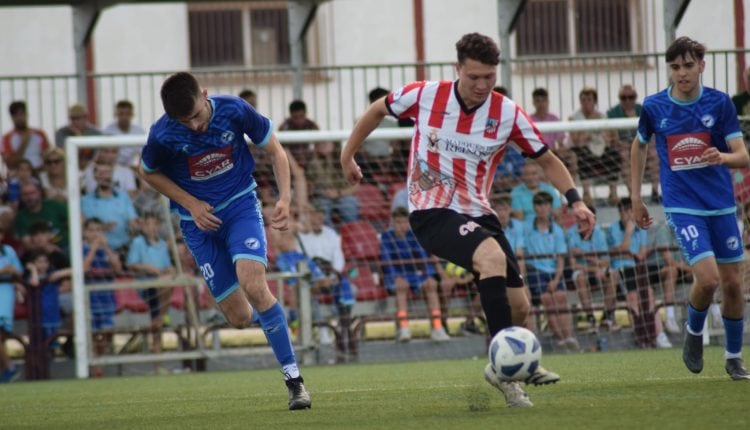 Imagen del encuentro correspondiente al playoff de ascenso a Tercera Federación entre el Comillas CF y el CD Autol / Lorena Ruiz