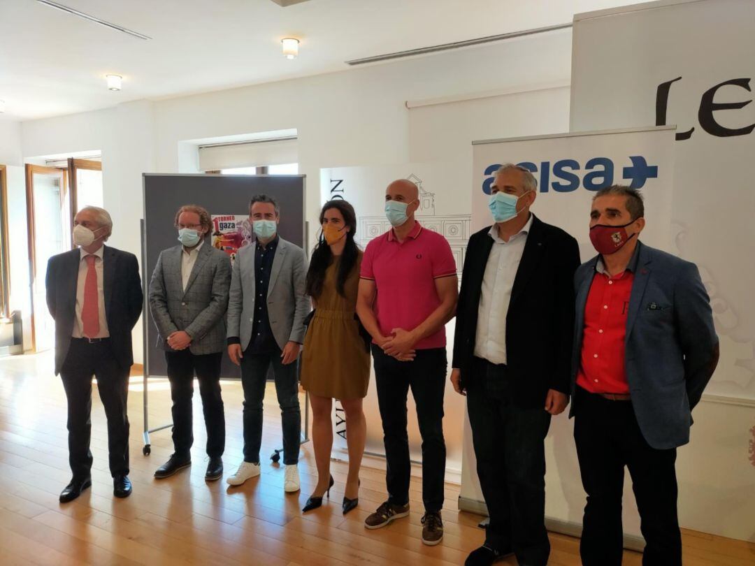 El acto de presentación contó con la presencia de Jorge Vilda, seleccionador nacional femenino 