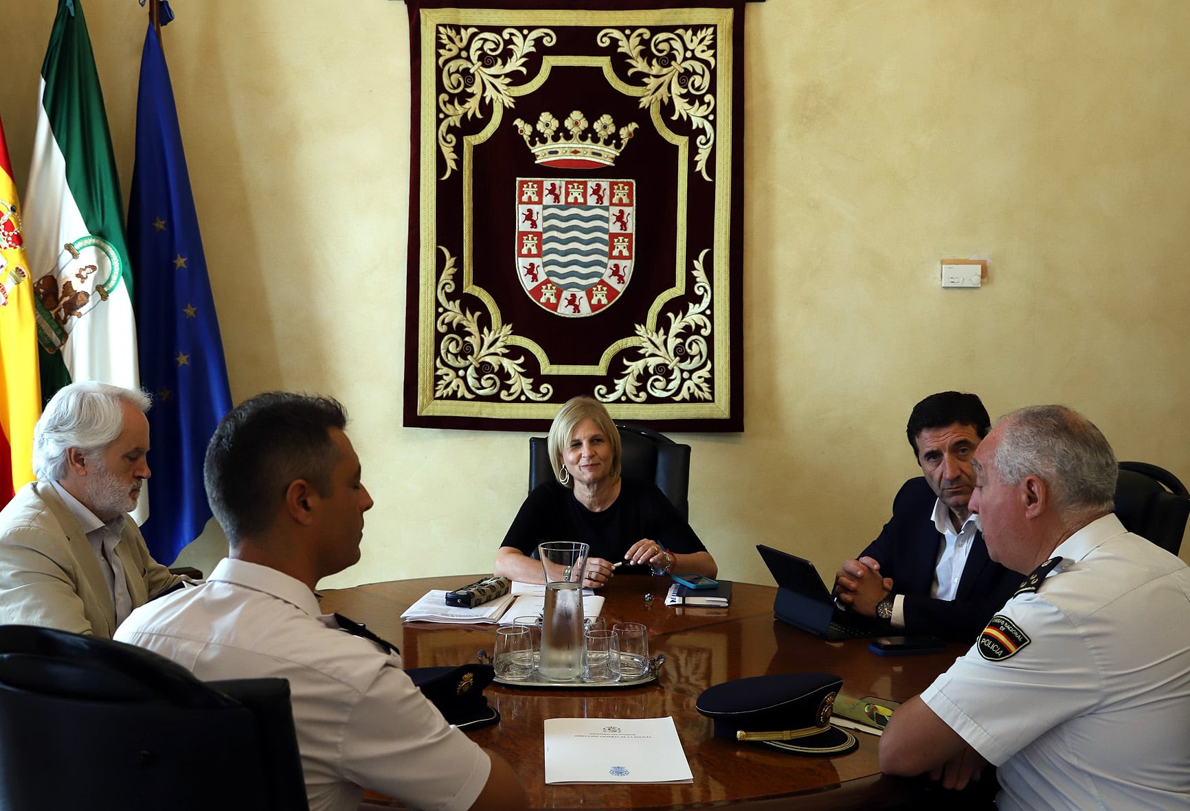 Reunión con la Asociación Santo Ángel de la Policía Nacional