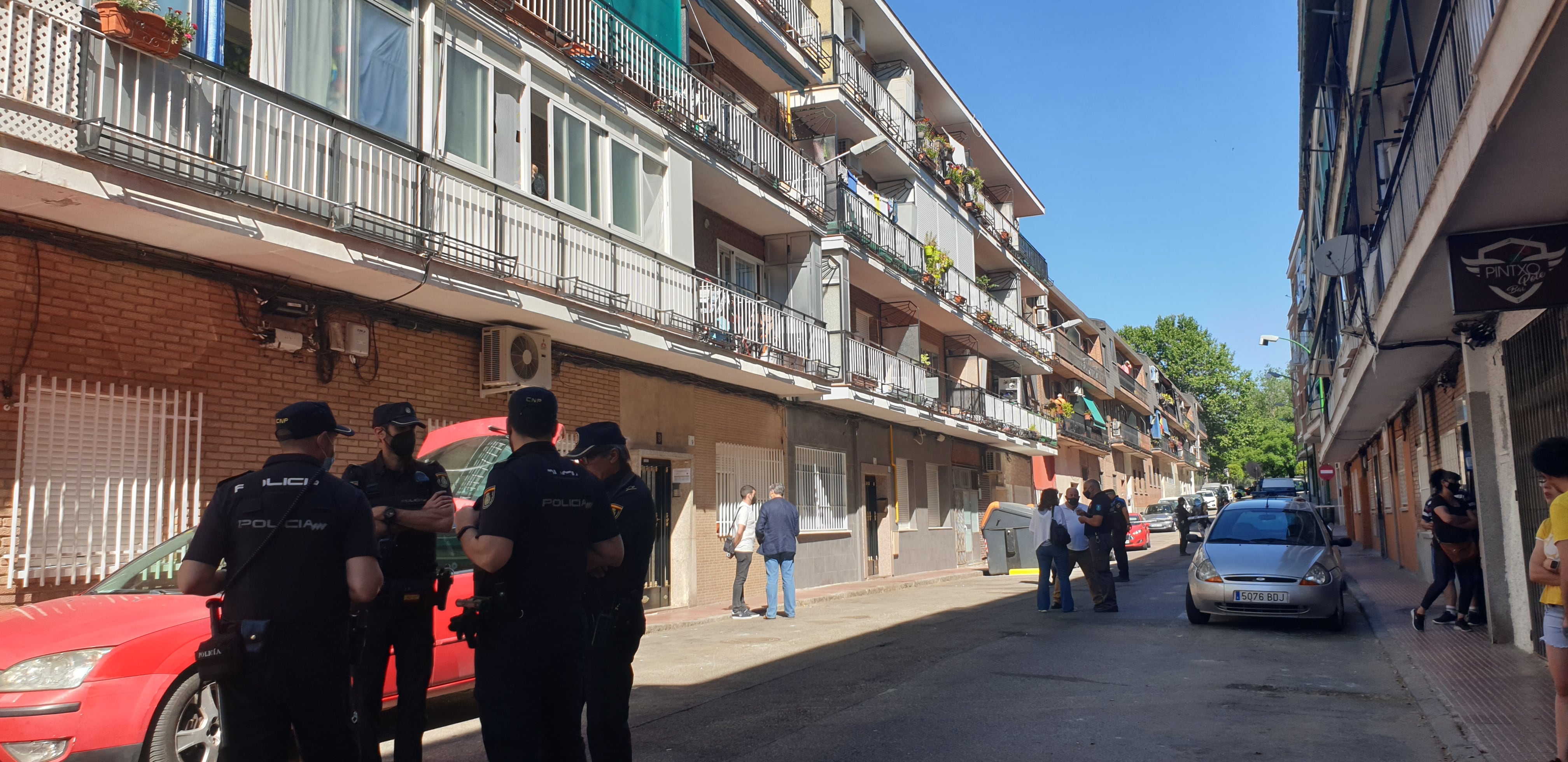 Desahuciada una joven de 20 años y su hija de 3 años en Alcobendas