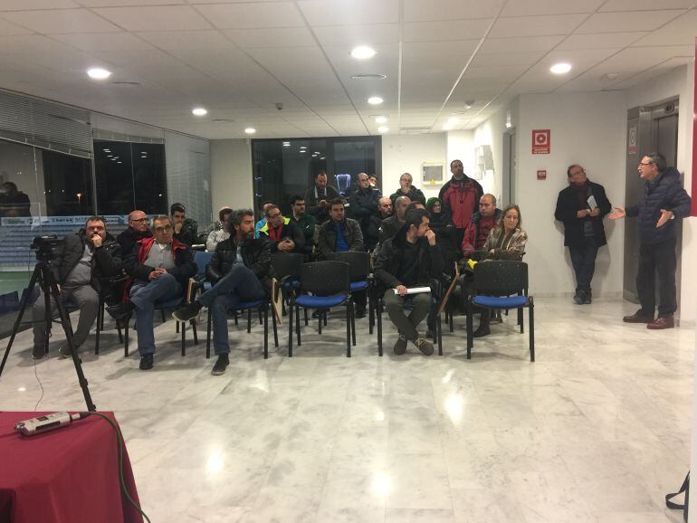 Manuel Guill Gran, presidente de Honor del Eldense, arengó a los asistentes