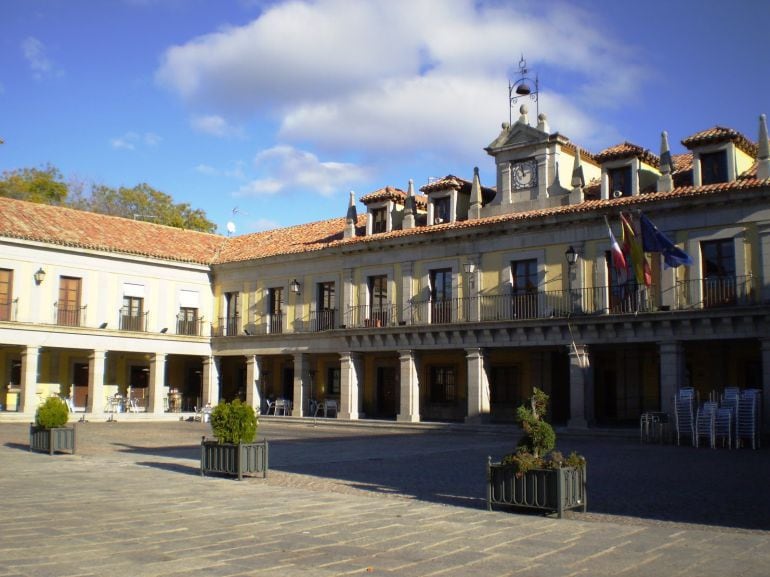 Plaza y Ayuntamiento de Brunete