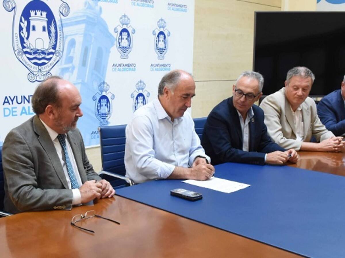 Firmada la adenda para conducir los lixiviados del vertedero de El Cobre