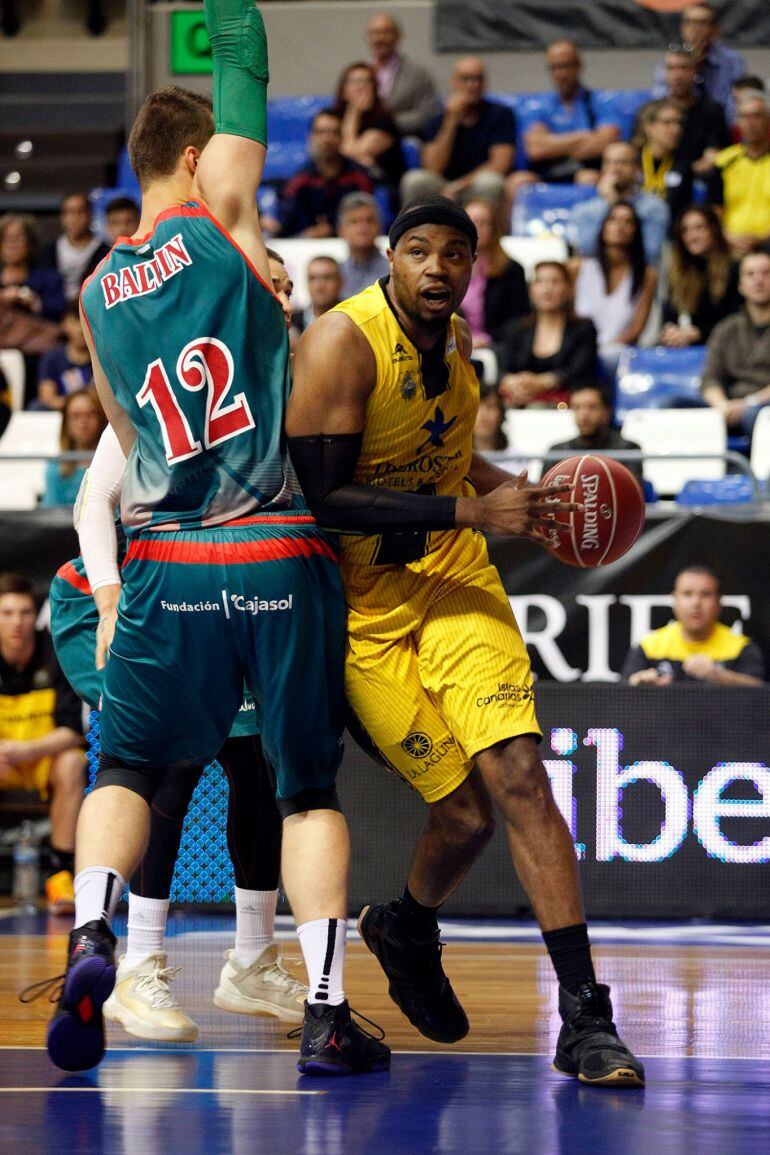 Jones fue el jugador más destacado