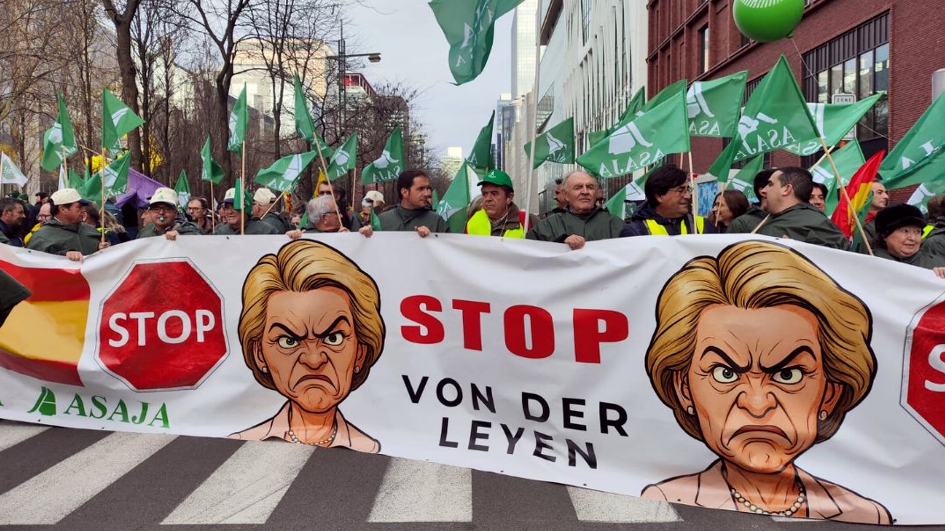 Movilización de agricultores malagueños en Bruselas