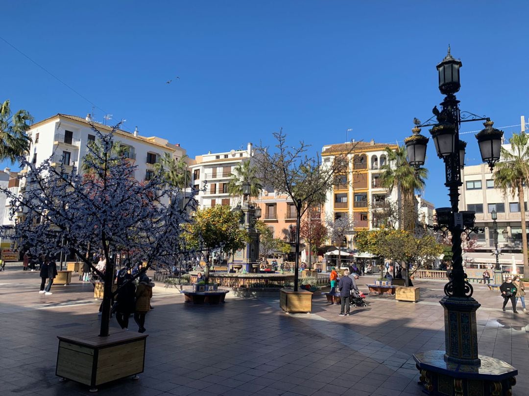 Alumbrado en la Plaza Alta.