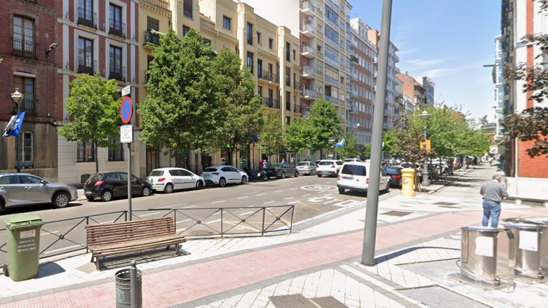 Acceso a la Calle Gamazo desde la Plaza de Colón