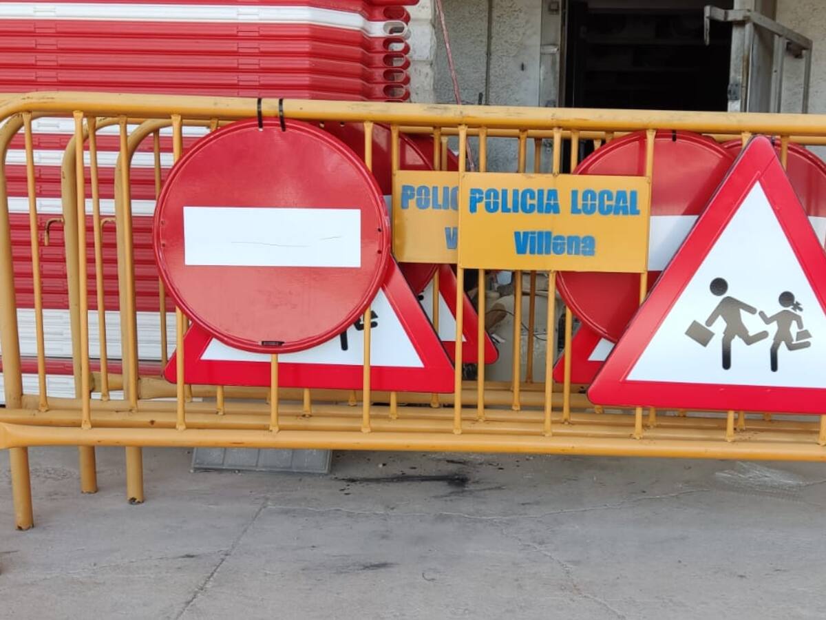 Movilidad Urbana arranca la experiencia piloto de peatonalización del acceso del colegio Joaquín María López en Villena