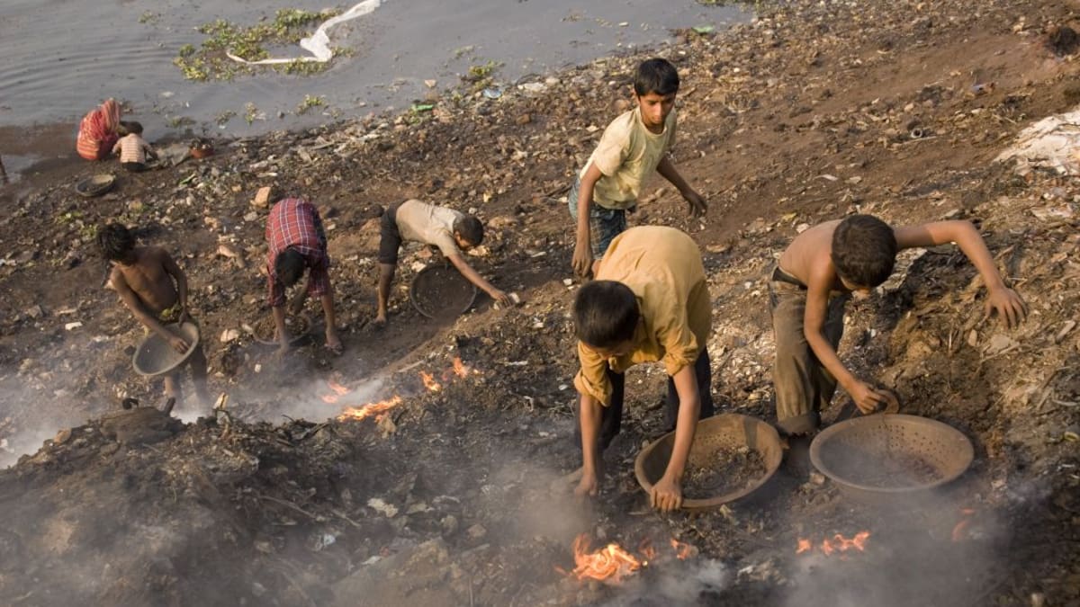 Punto de Fuga: 'El plomo, el veneno silencioso de millones de niños'