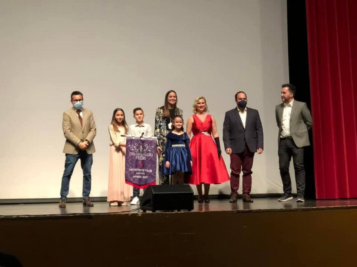 La Falla Benirredrà gana el mejor Cortometraje Fallero de Gandia