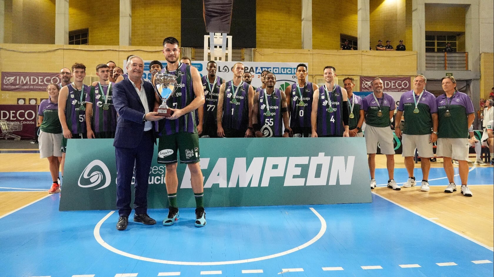 El Unicaja campeón de la Copa de Andalucía en Córdoba