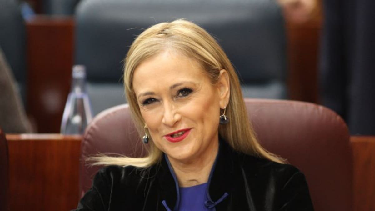 "...Ah Cifuentes, bien"