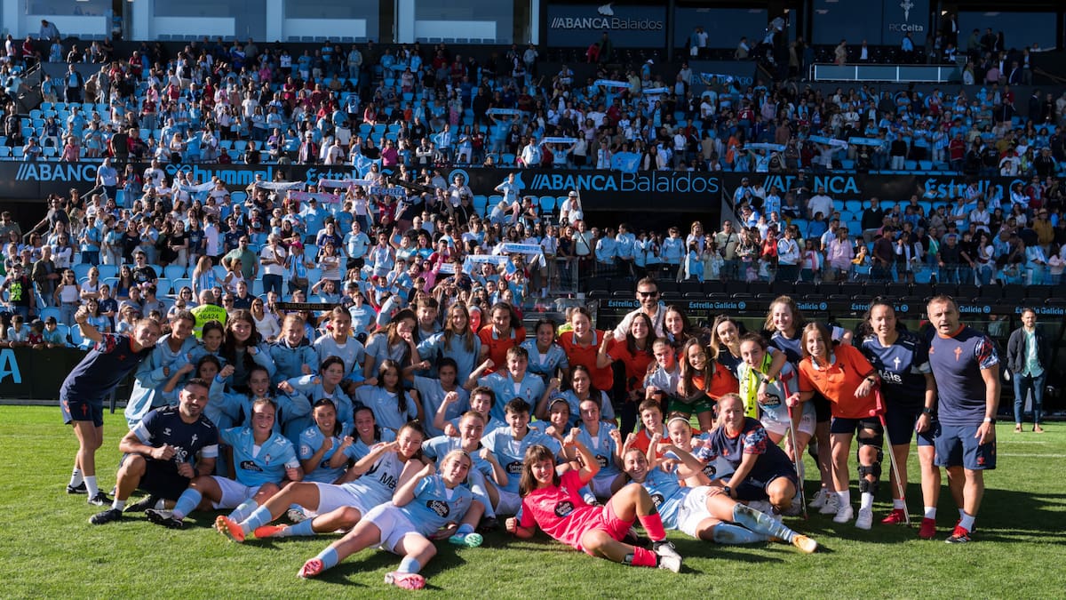Entrevista a Antón Reixa sobre la canción de As Celta homenaje al tema de Os Resentidos "Xa están aquí"