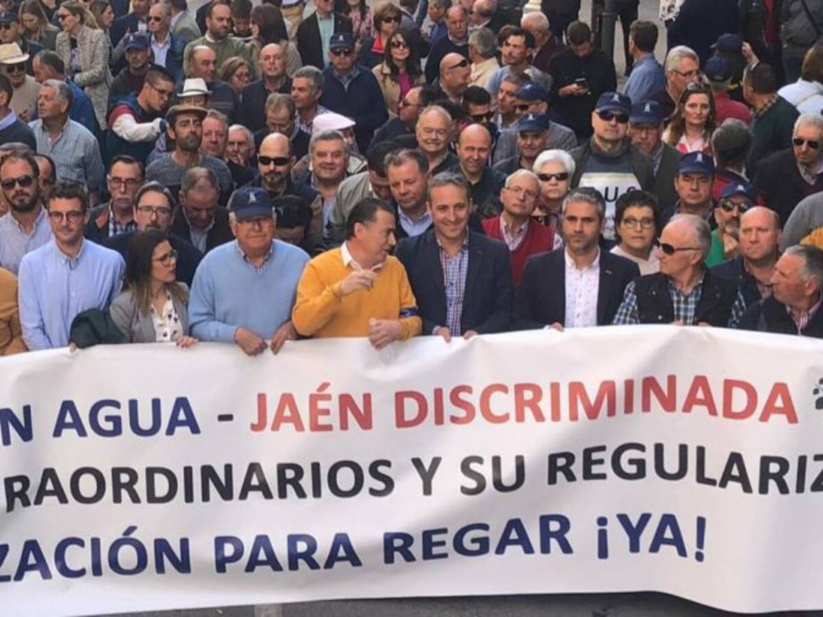 Los agricultores vuelven a sacar los tractores a la calle