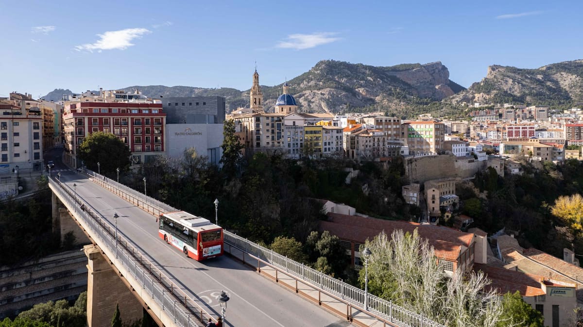 El autobús urbano de Alcoy registra más de 2,2 millones de viajeros en 2025