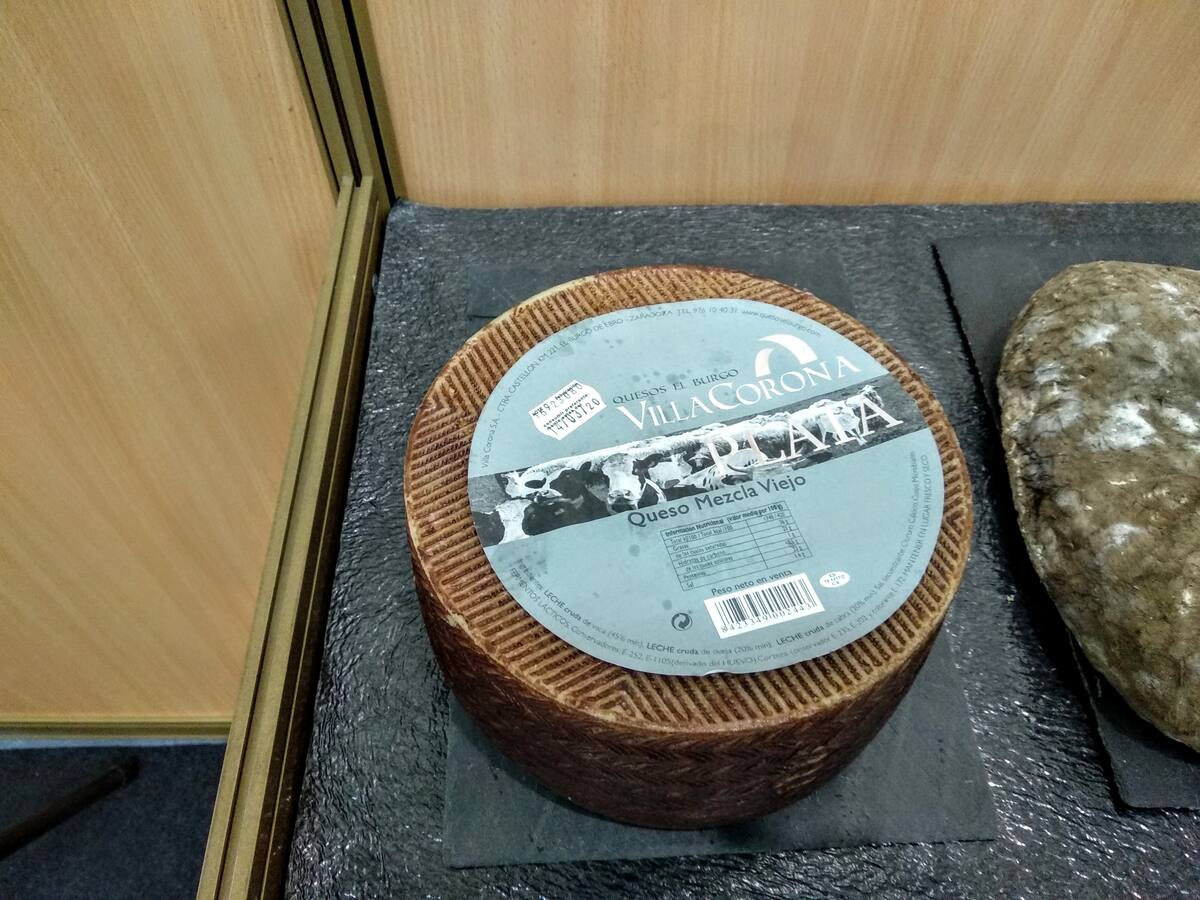 Vendidas más de 6 toneladas de queso en la Feria de Otoño