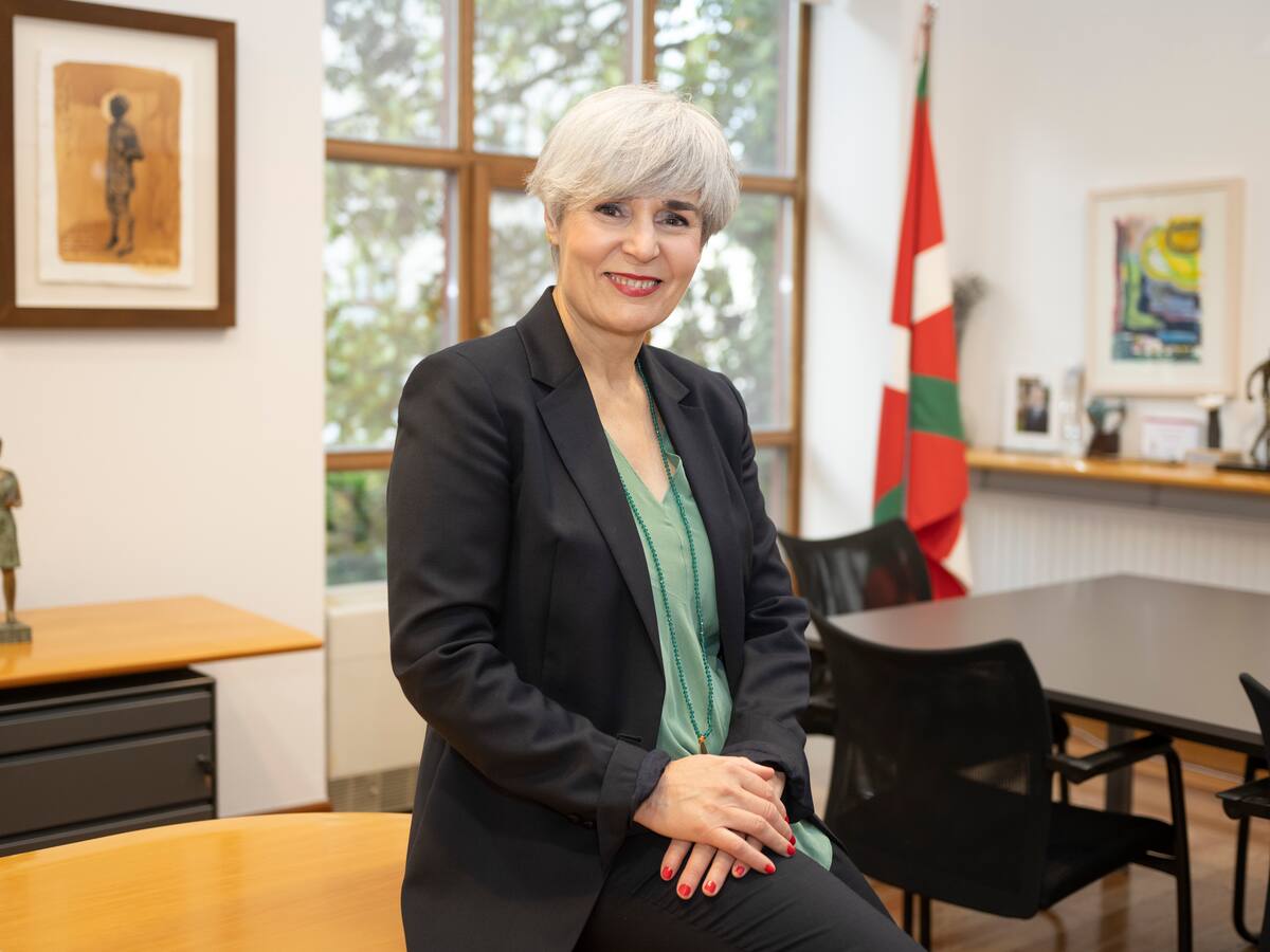 Miren Elgarresta: "Es necesario un debate sosegado y participado para decidir si el 8 de marzo debe ser festivo o no"