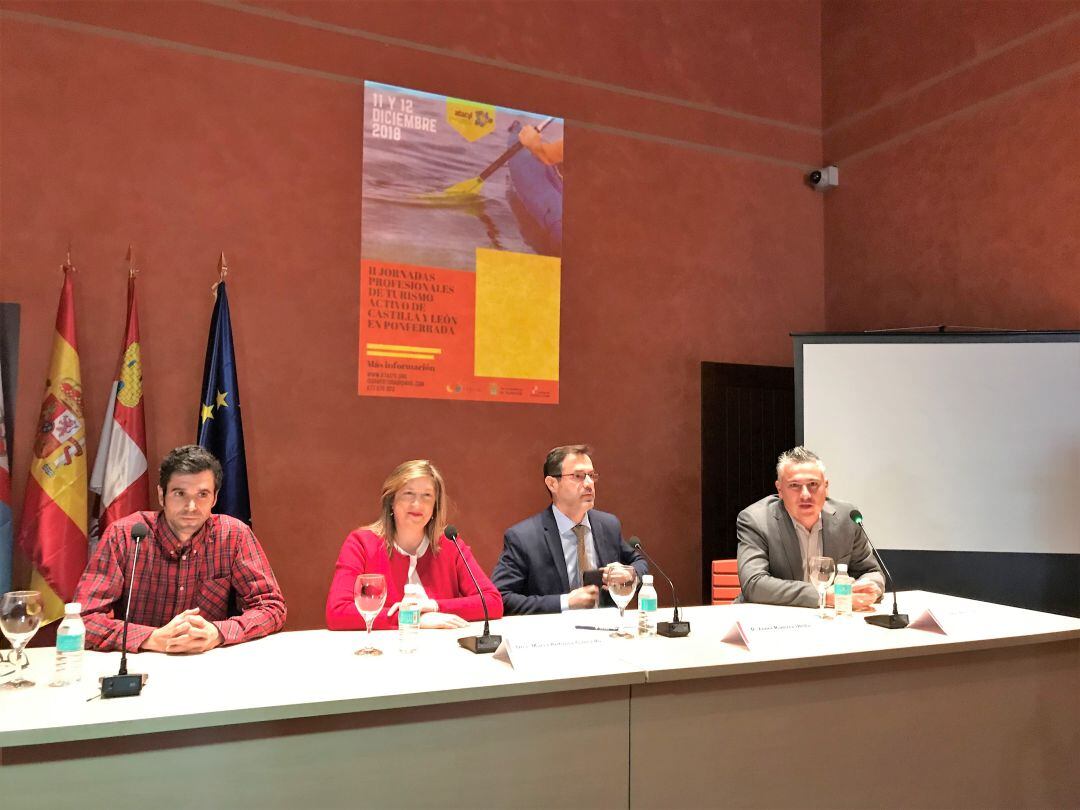 Las jornadas se desarrollan en el castillo de Ponferrada