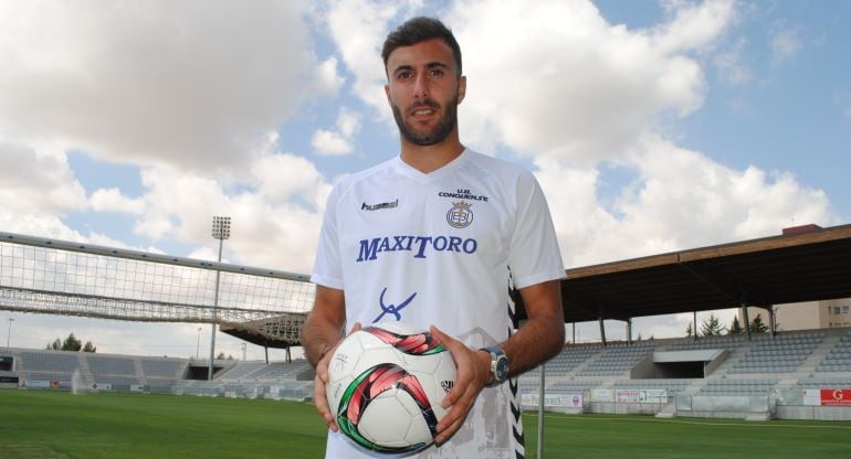 Fran Simón en su presentación como nuevo jugador del Conquense