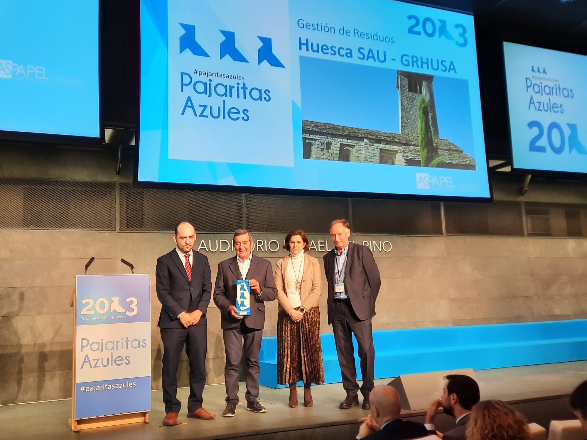 Guillermo Palacín, presidente de Grhusa recogía el reconocimiento