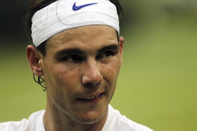 Rafael Nadal, durante su primer partido en Wimbledon