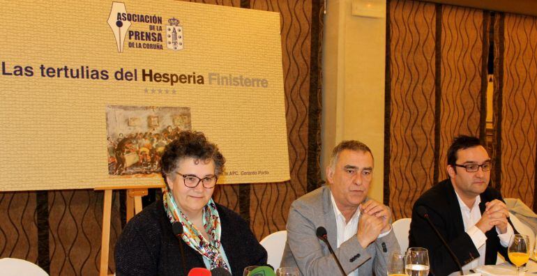 Milagros Otero, valedora do pobo en el Desayuno de la Asociación del la prensa