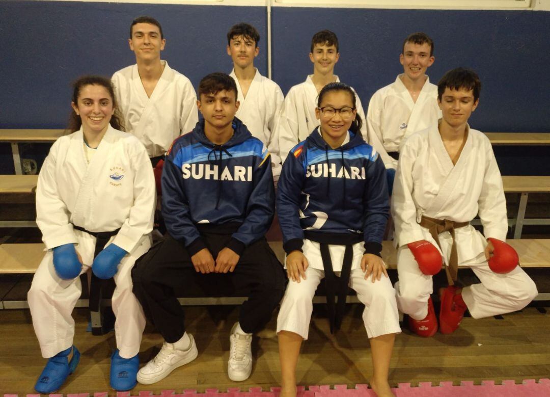 Varios karatekas del club Suhari de Tías.