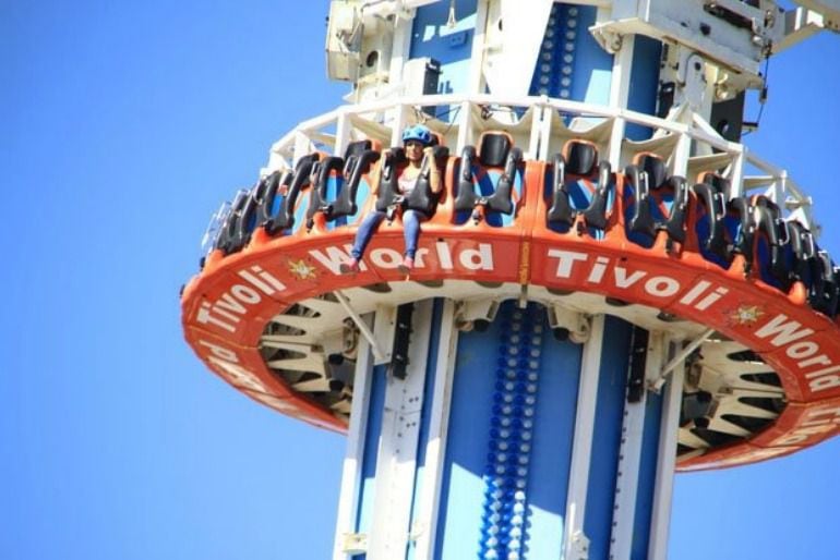 Torre de caída libre del parque de atracciones de Benalmádena (Málaga)