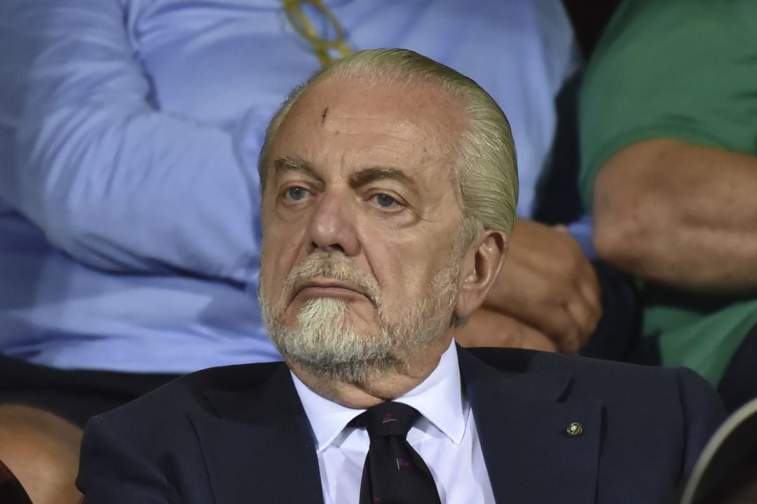 De Laurentiis: &quot;Es vergonzoso, no queremos jugar en el Camp Nou&quot;