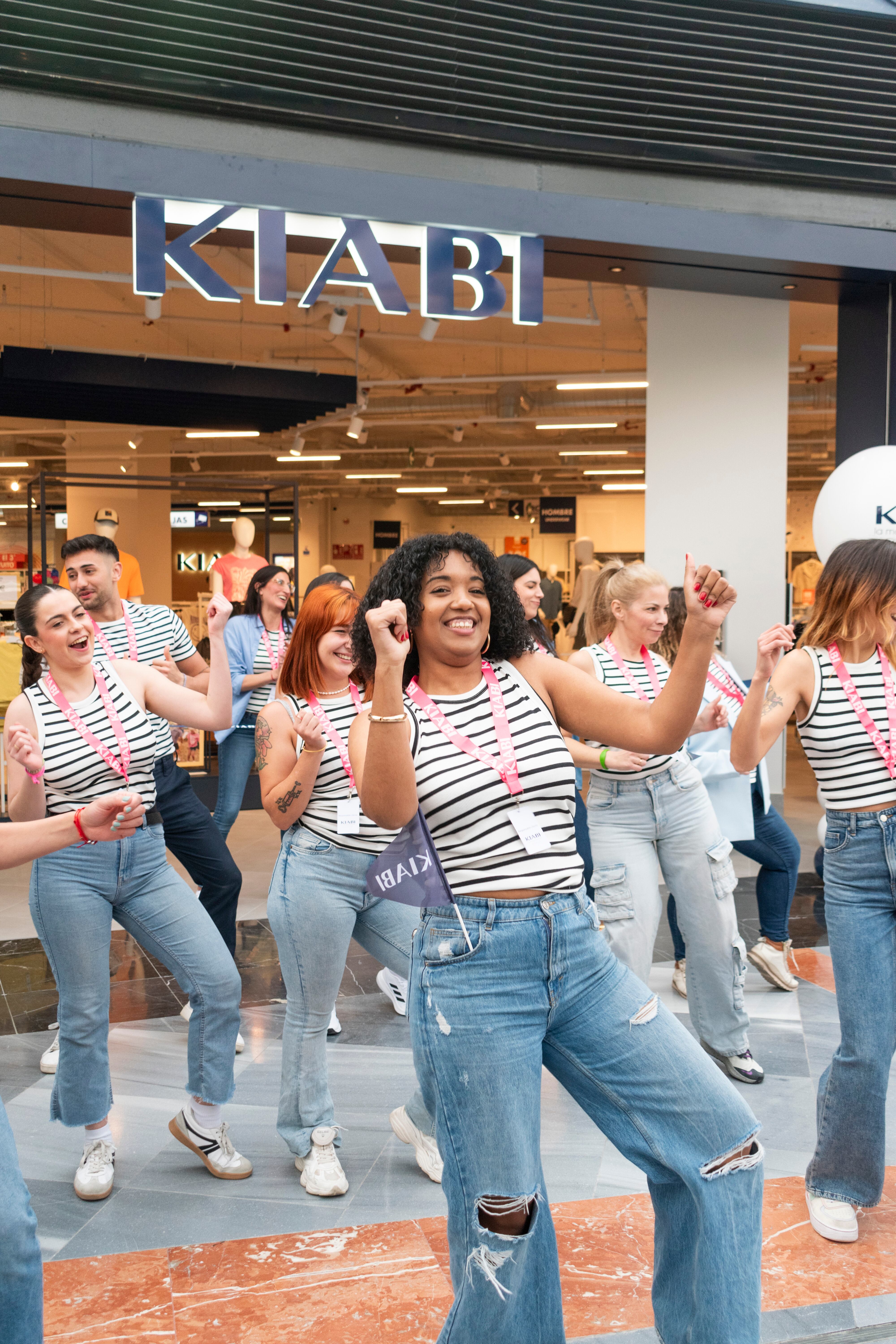 Inauguración de Kiabi en Arena Multiespacio