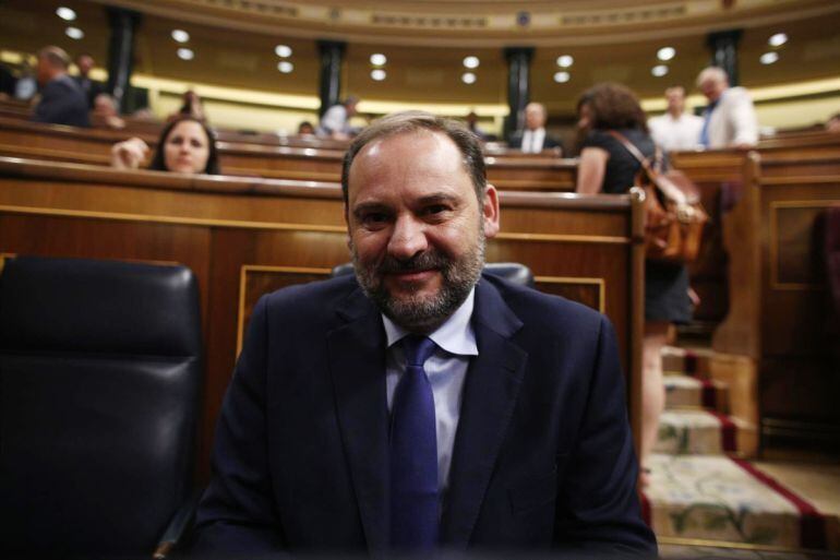 El ministro de Fomento, José Luis Ábalos, en el Congreso