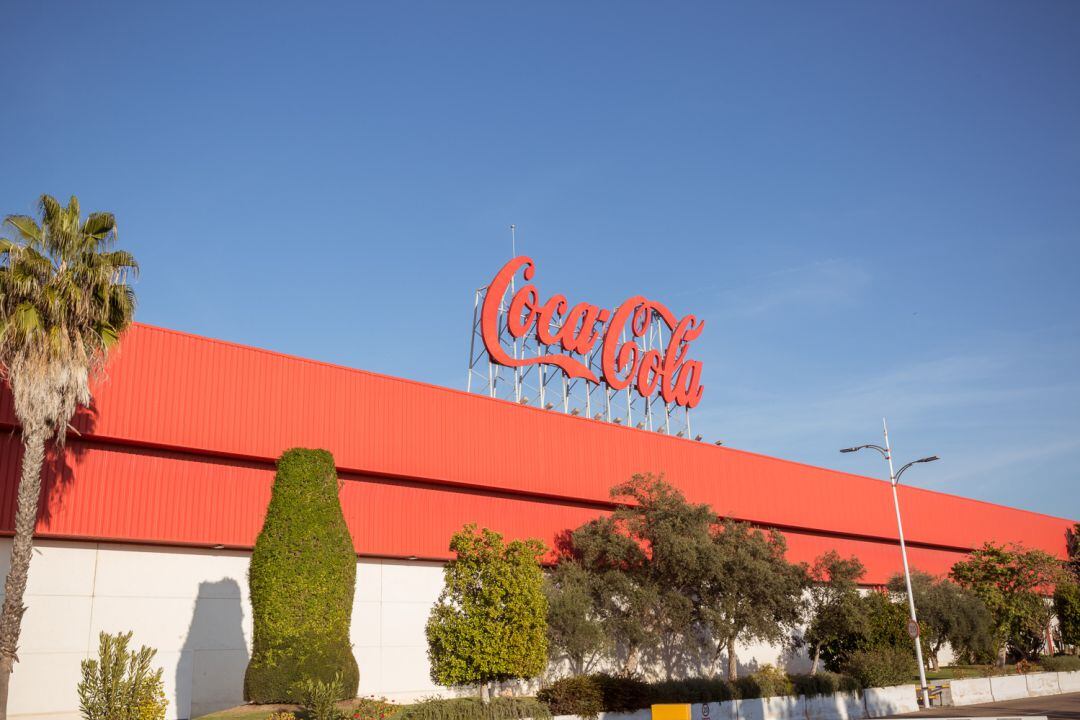 Coca-Cola European Partners reducirá las emisiones GEI en las cinco áreas de su cadena de valor: envases, ingredientes, operaciones, transporte y equipos de frío