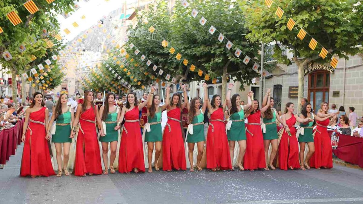 Jijona celebra sus fiestas patronales y de Moros y Cristianos