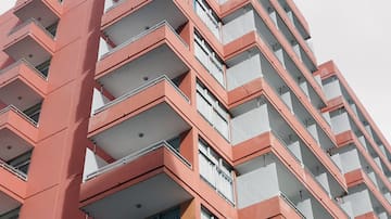 Comprar habitaciones en lugar de casas completas: la idea de una empresa para que los jóvenes accedan a su primera vivienda