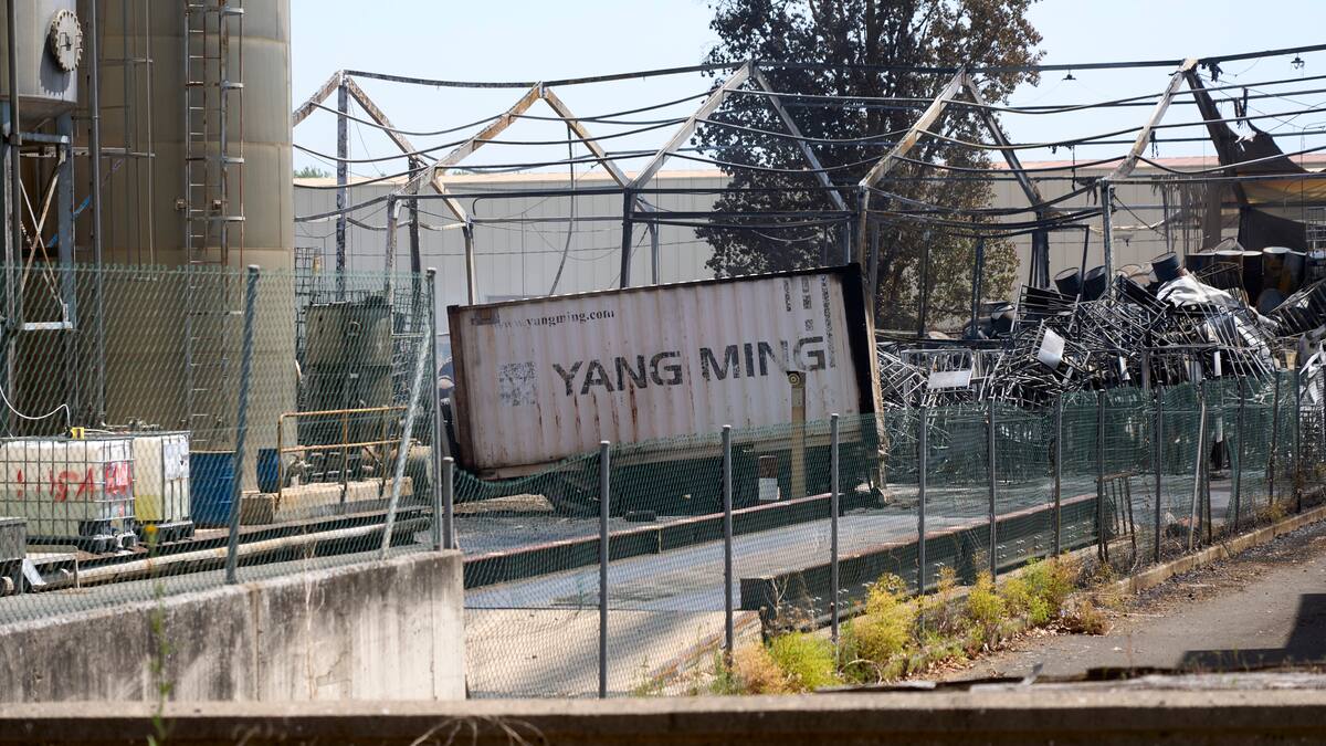 Trabajo autoriza el ERTE de año y medio para los trabajadores de LEA por el incendio de su planta de Vitoria