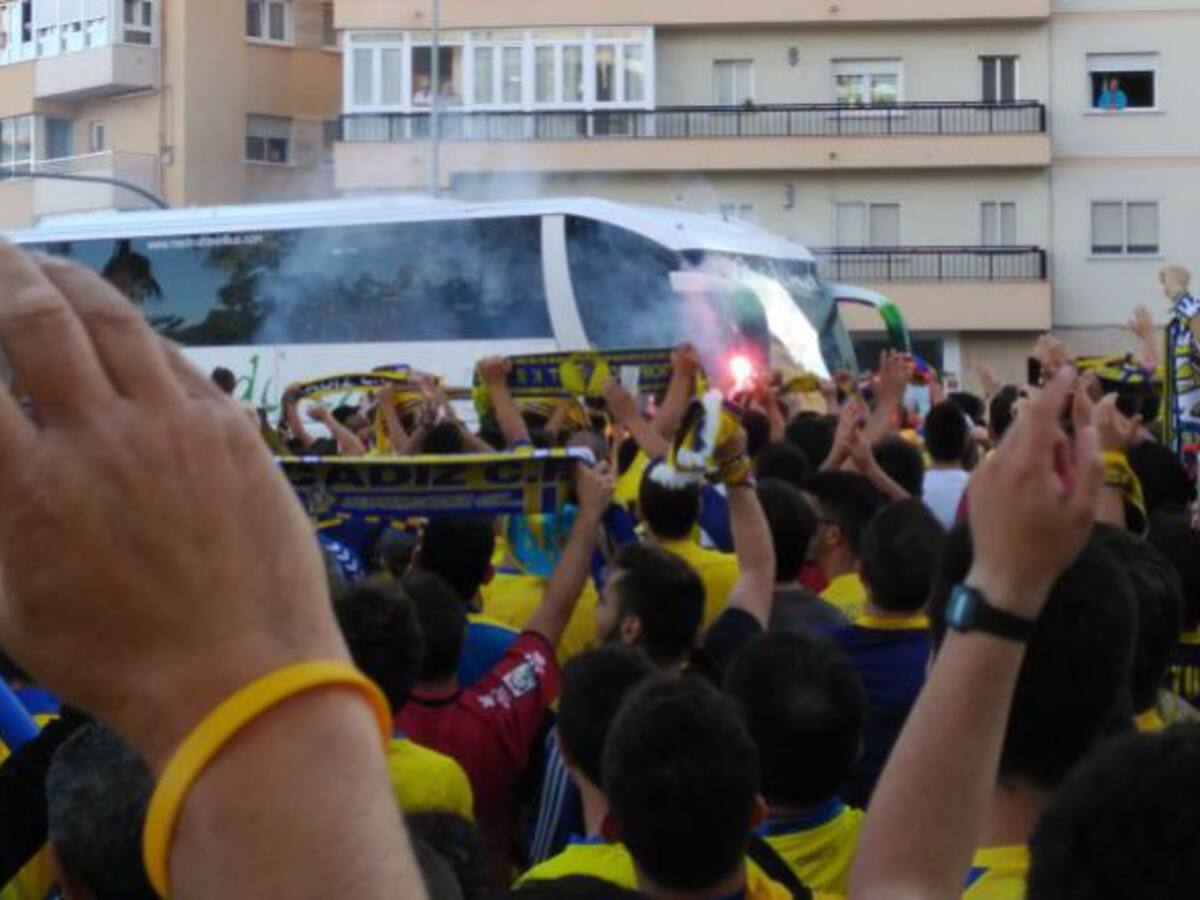 La Federación de Peñas Cadista organiza el desplazamiento a Córdoba